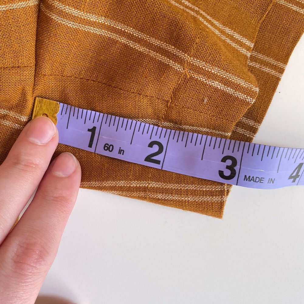 BCBG Linen High-Waisted Shorts - Picture 11 of 15